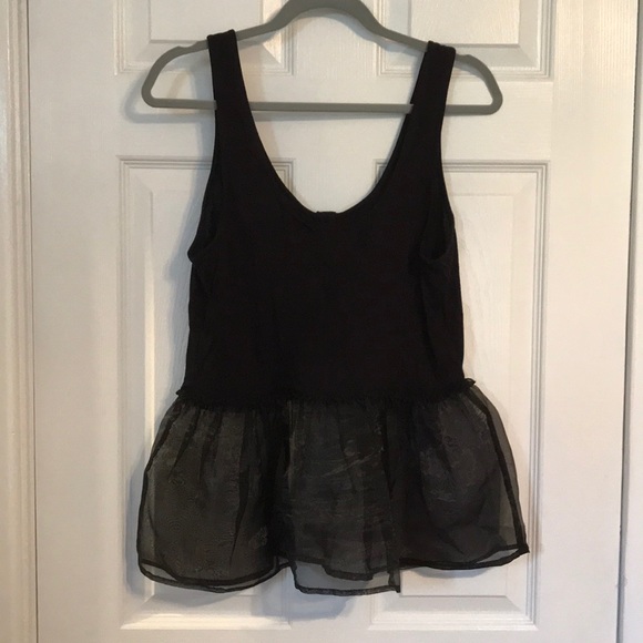 Hinge Button Tank - Picture 3 of 3